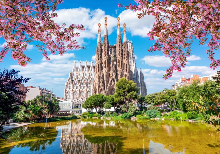 Discover Barcelona’s 14 Most Photogenic Spots (No Filter Needed!)