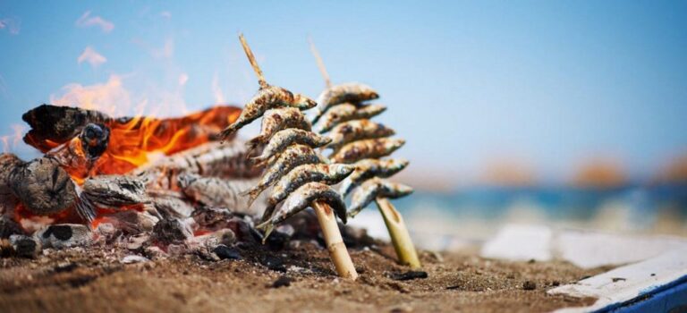 This Beach in Málaga Turns Sand Into a Kitchen — And the Food Is Incredible