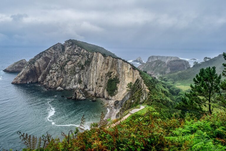 Spain’s Most Secluded Nudist Beaches in Breathtaking Settings